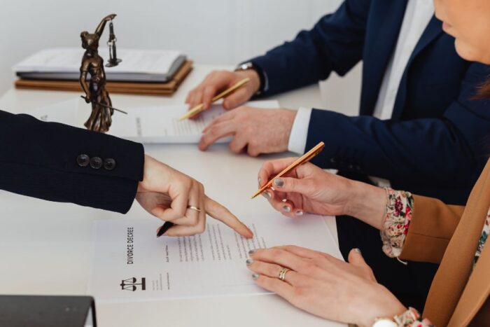 Traducción jurada de un certificado de divorcio, ¿cómo es y cómo funciona?